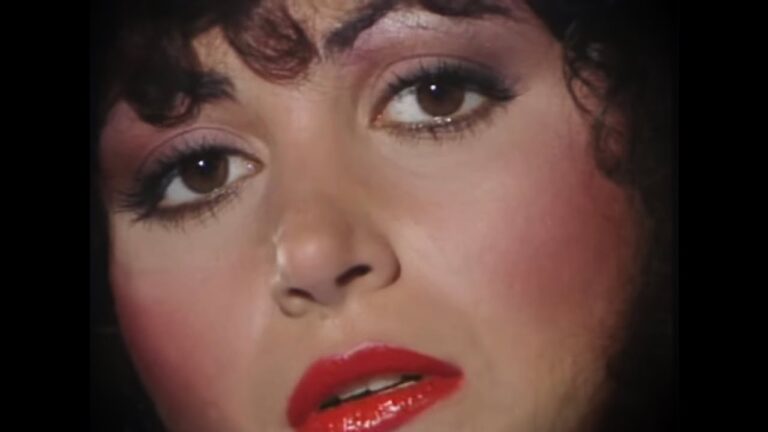 ella me dijo que me amaba y no era verdad