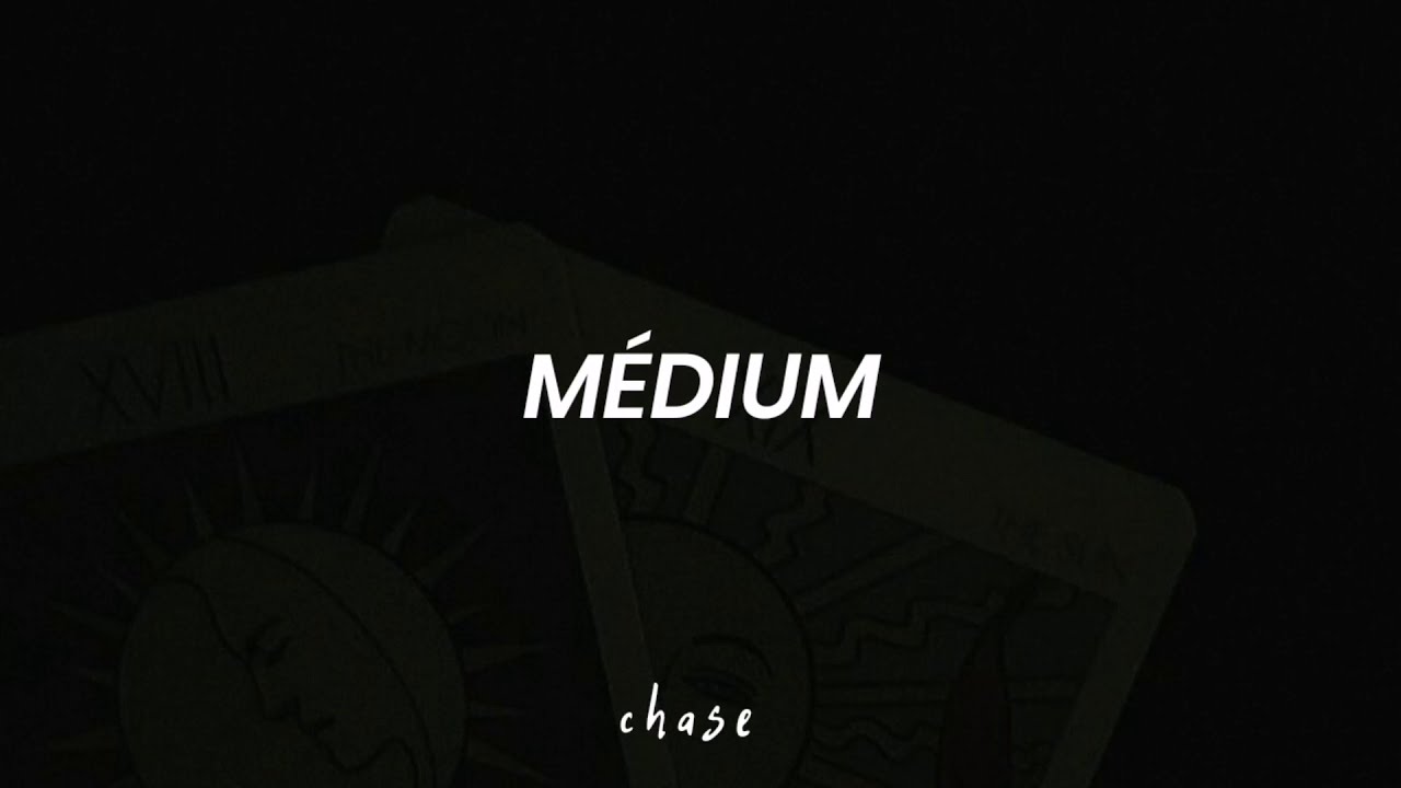 esa extraña sensacion de no pertenecer a este mundo letra