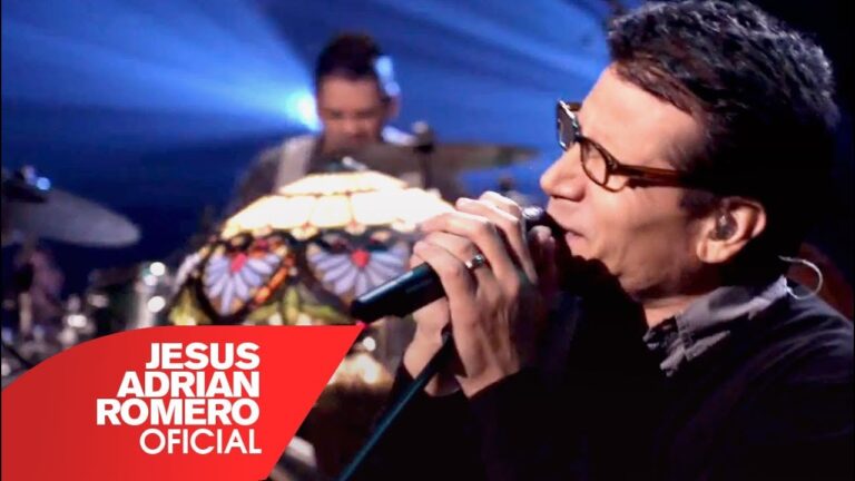 no necesito mucho para ser feliz