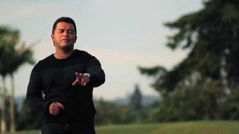 porque te pienso tanto si no somos nada