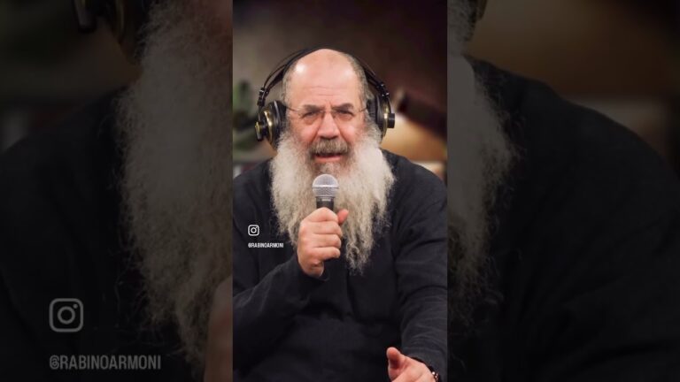 se dice de lo que sirve para sanar